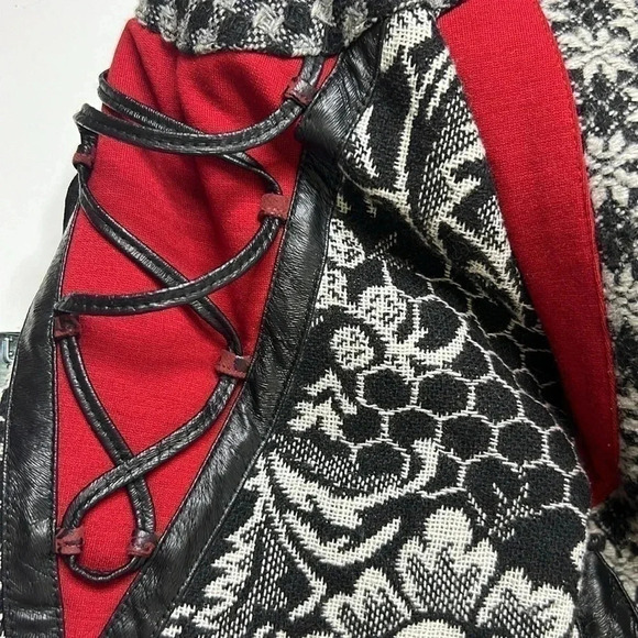 Obstinee by IKA-VTG Black/White-Red patchwork-Belted Biker Jacket size 12 - Picture 3 of 6